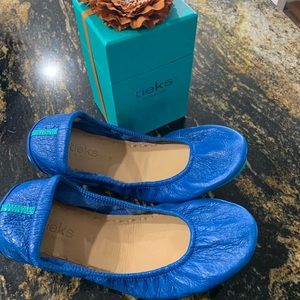 New Leather Tieks with Box